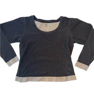 Patagonia Women’s Crop Length Top Size M